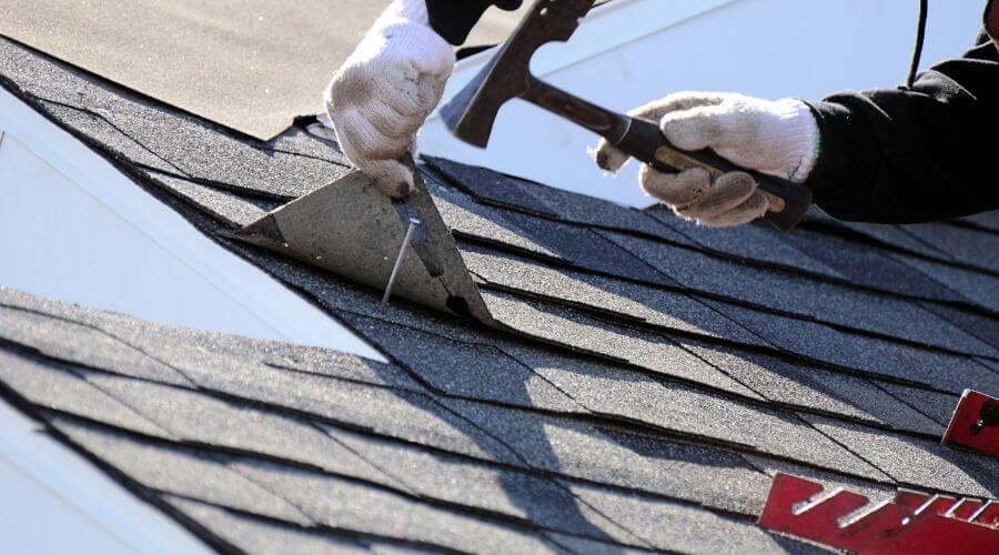 Expert Emergency Roof Repairs services in Max, ND